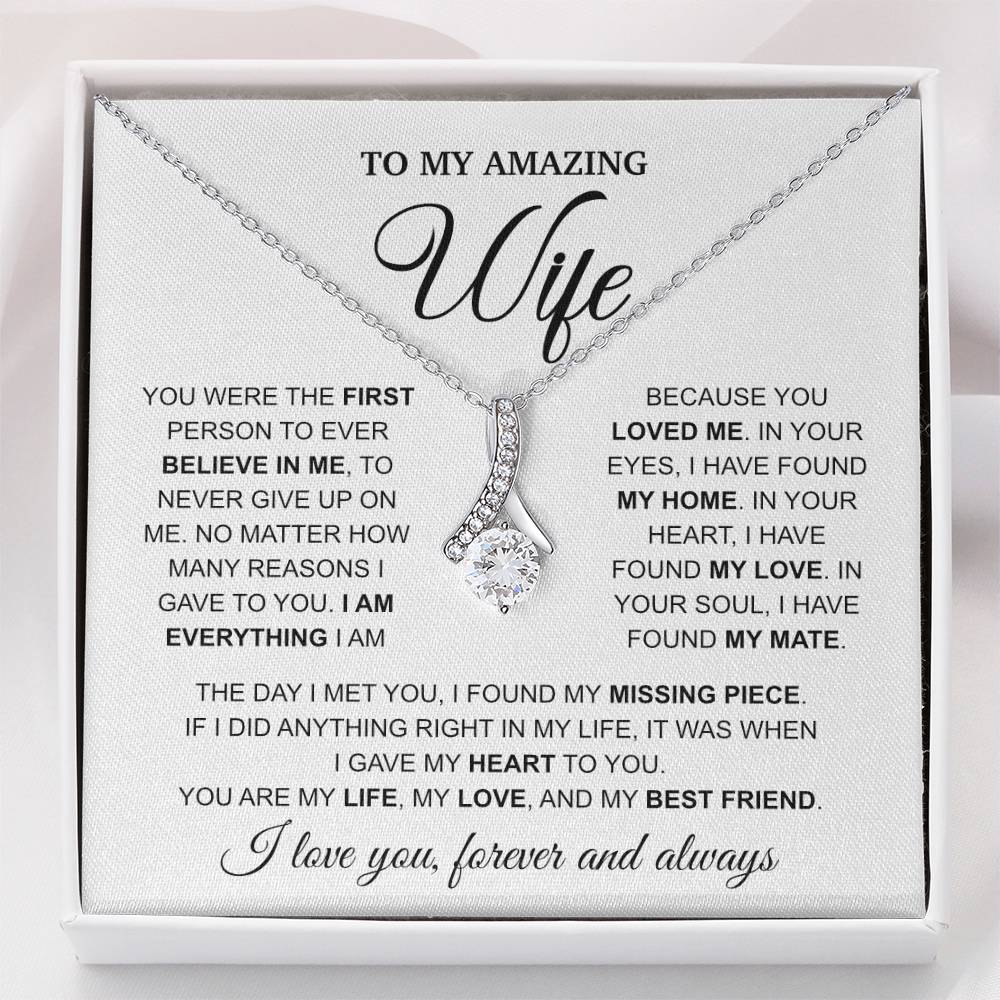 To My Amazing Wife - Alluring Beauty Necklace